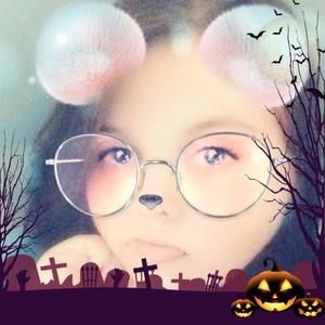 Meet your Posher, Ariana